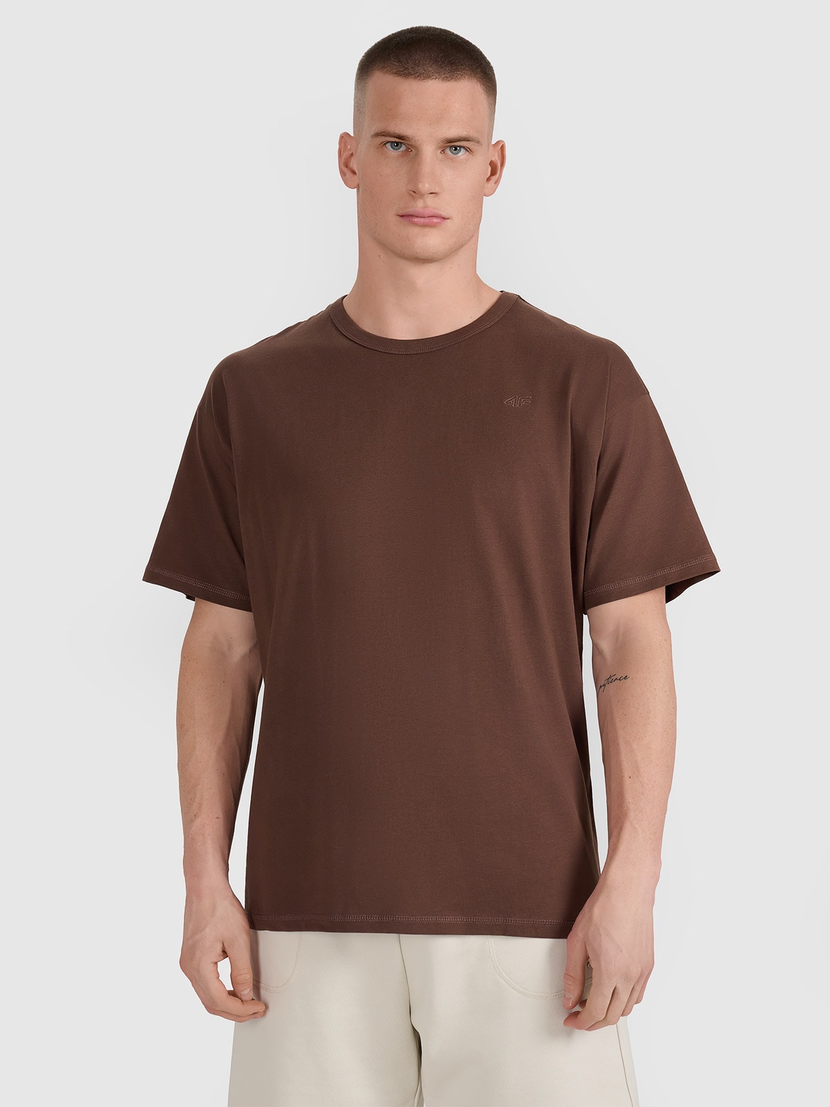 4F T-shirt oversize gładki uniseks - brązowy XL