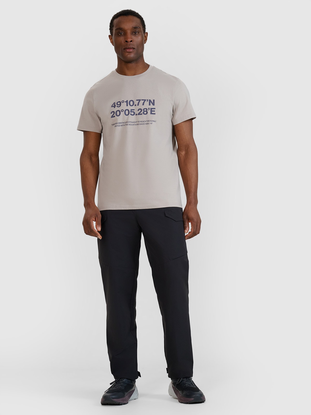 4F Spodnie casualowe męskie - czarne 3XL