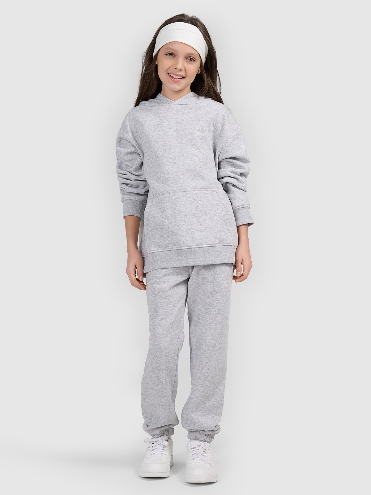 4F Spodnie dresowe joggery dziewczęce - szare 164 (13-14 lat)