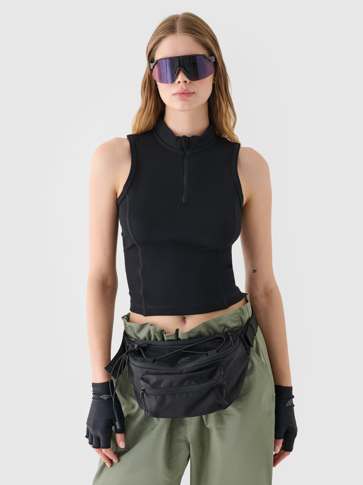 4F Top slim z prążkowanej dzianiny damski - czarny XL