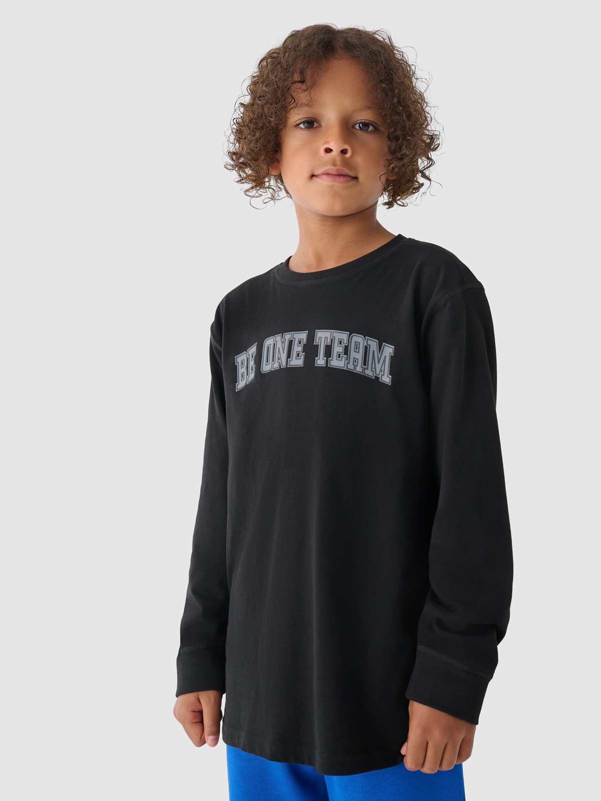 4F Longsleeve oversize chłopięcy - czarny 128 (7-8 lat)