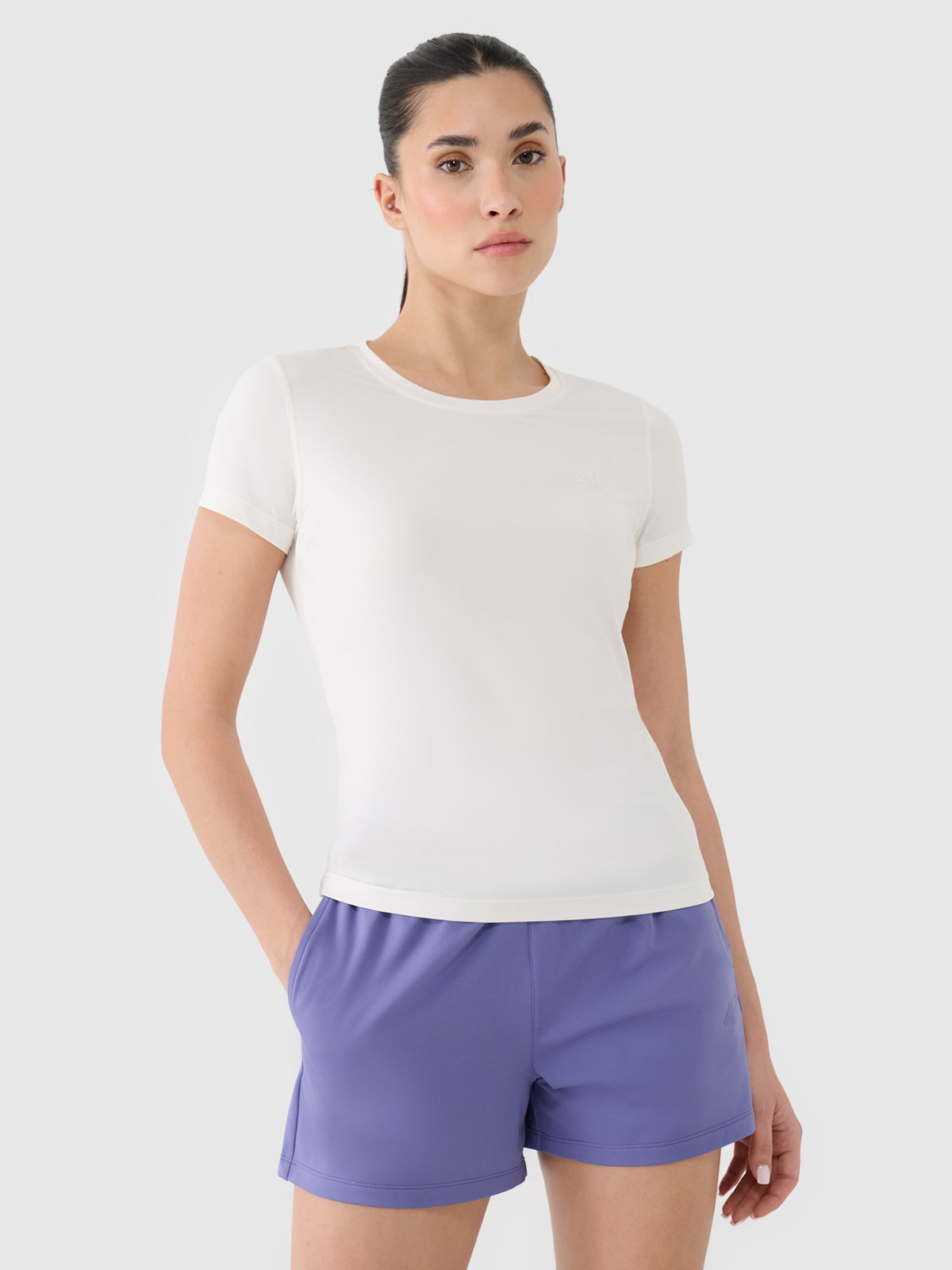 4F Koszulka treningowa regular szybkoschnąca damska - biała XS