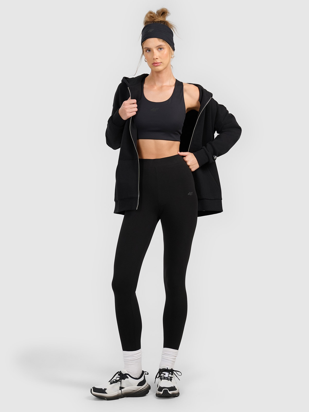 4F Legginsy dzianinowe damskie - czarne XS