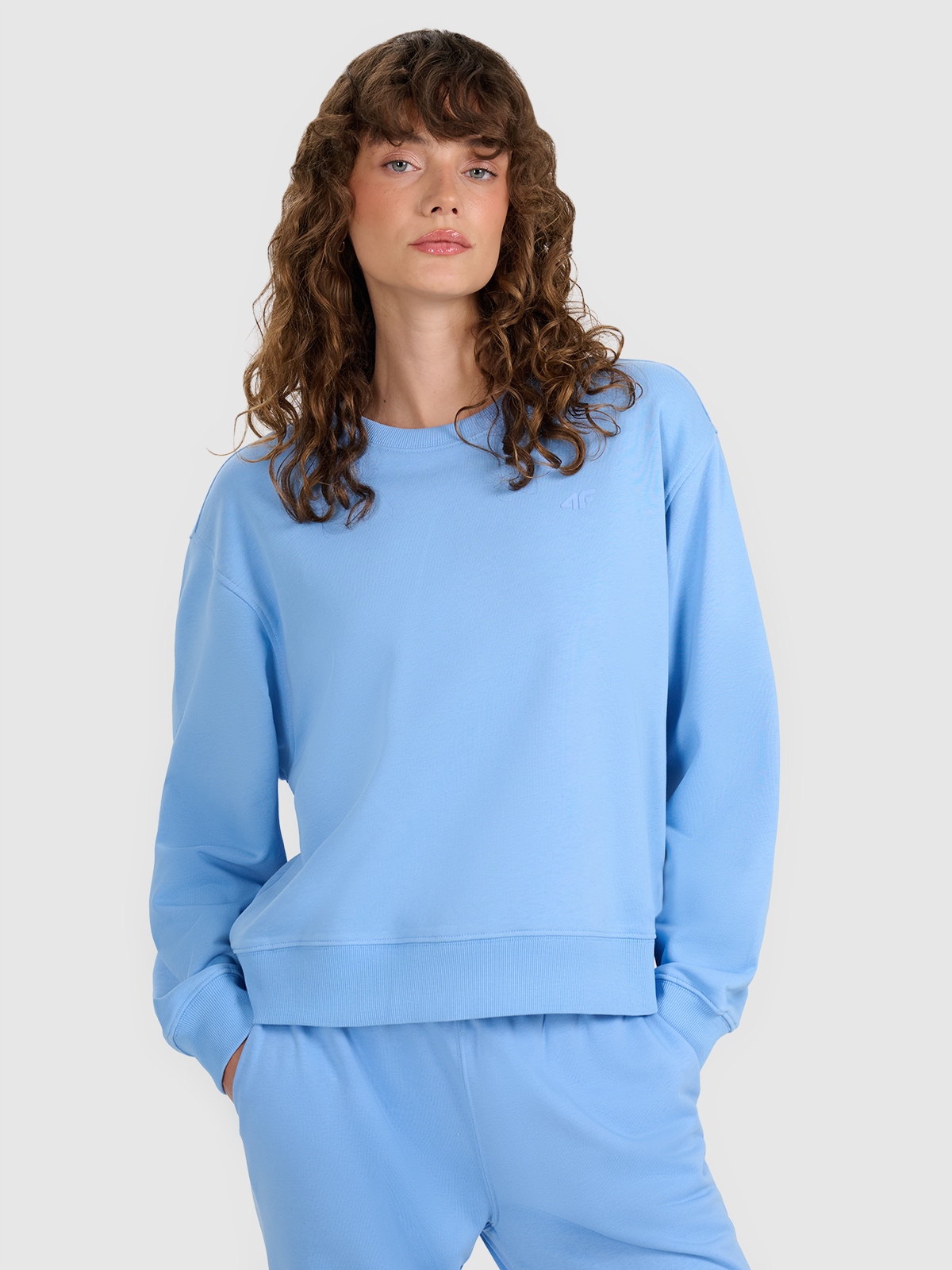 4F Bluza dresowa nierozpinana bez kaptura damska - niebieska XXL