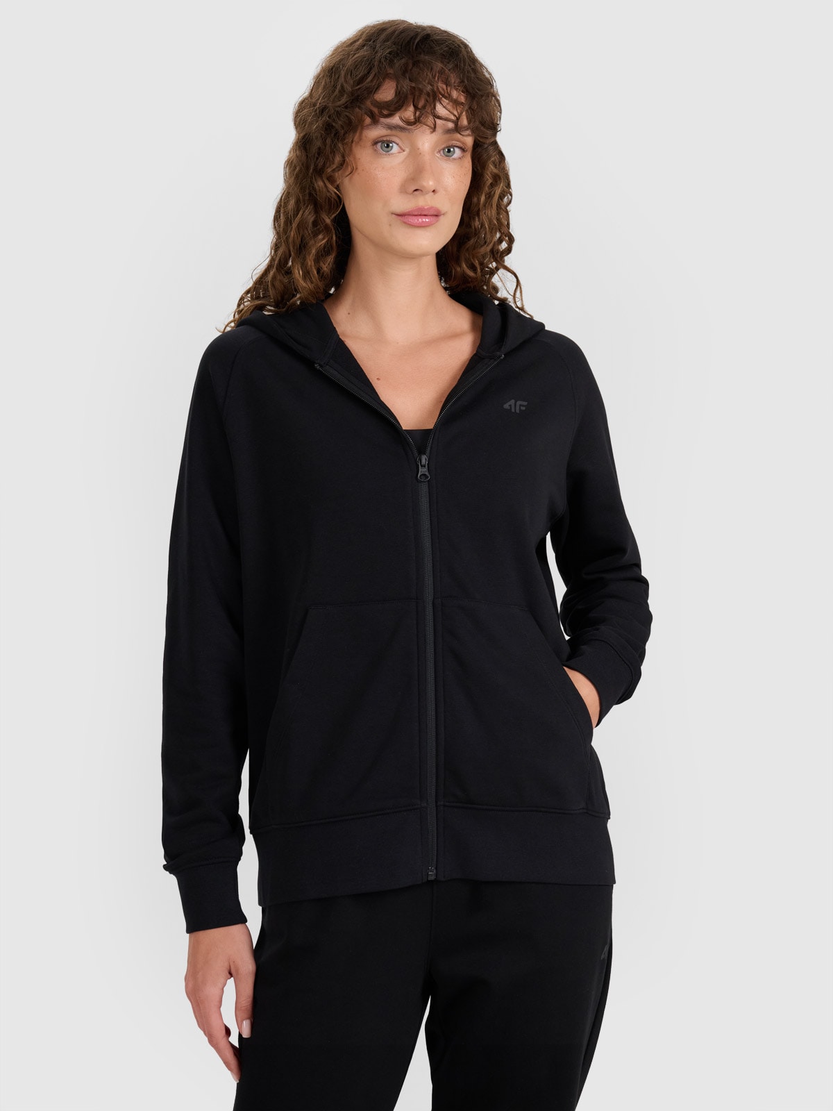 4F Bluza dresowa rozpinana z kapturem damska - czarna XXL