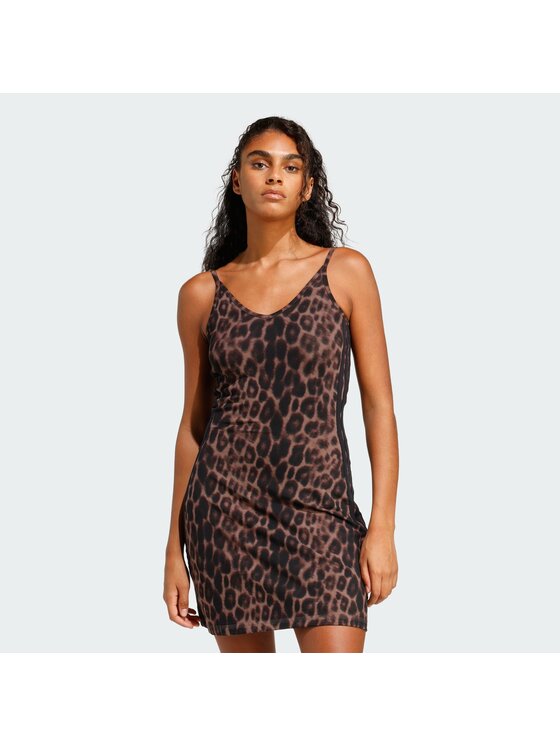 adidas Sukienka codzienna Seasonal Essentials Leopard Print JZ0204 Brązowy Slim Fit