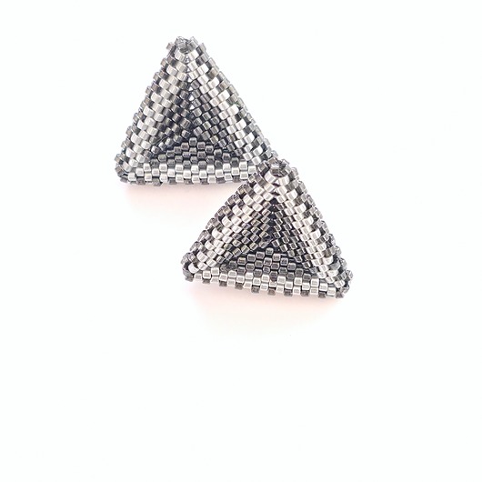 Kolczyki Trójkątne Sztyfty Księżycowy Pył