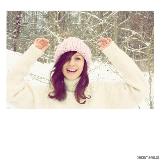 Czapka beanie pudrowy róż z wełną