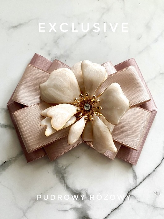 Brosza z niesamowitym perłowym Kwiatem 3d NEW