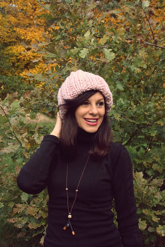 Czapka beanie pudrowy róż z wełną