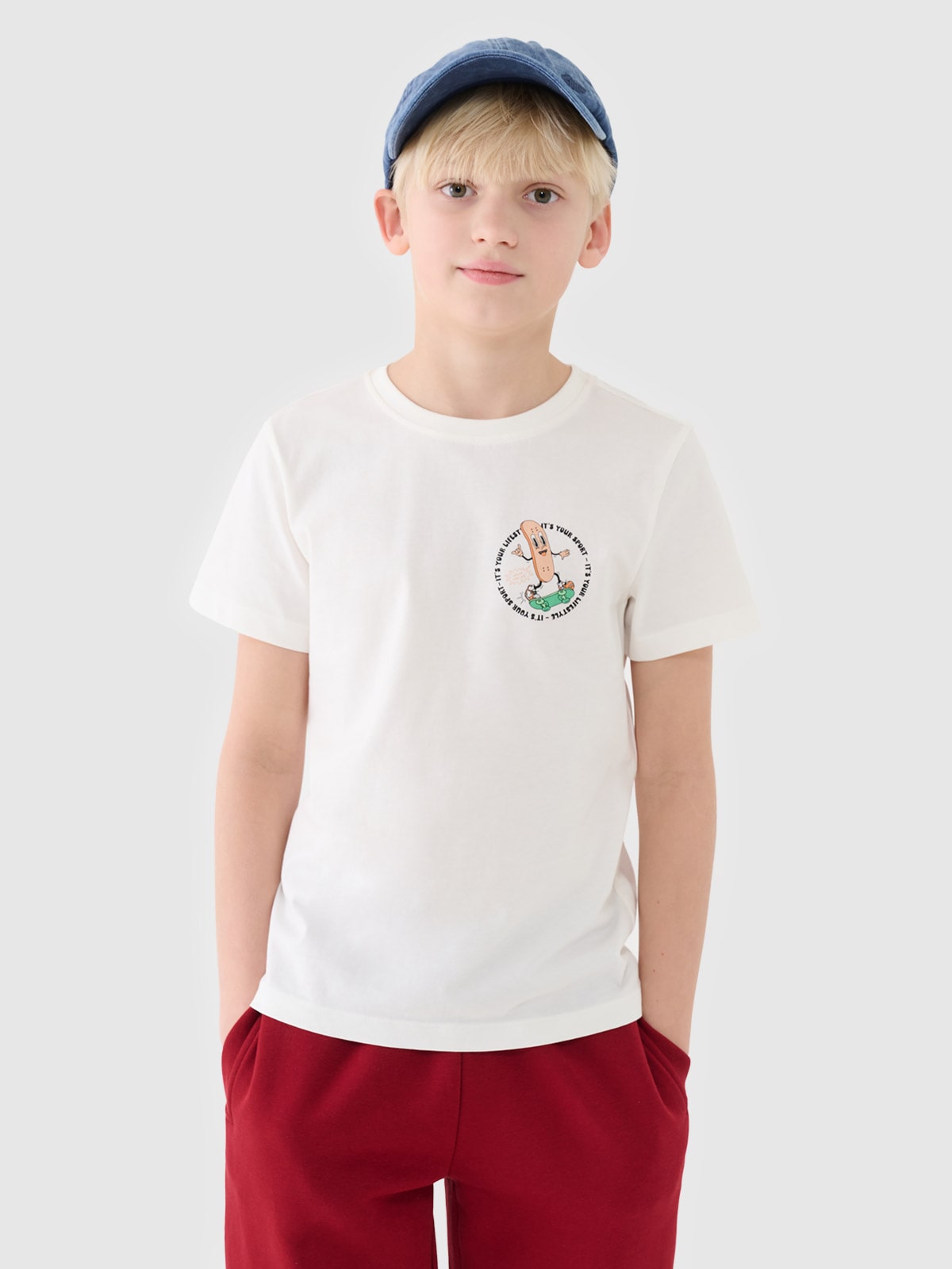 4F T-shirt regular z nadrukiem chłopięcy - biały 146 (10-11 lat)