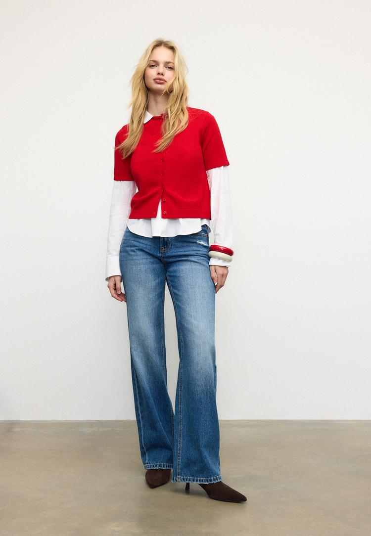 Stradivarius Dzianinowy żakiet z guzikami i stójką z zapięciem Czerwony L