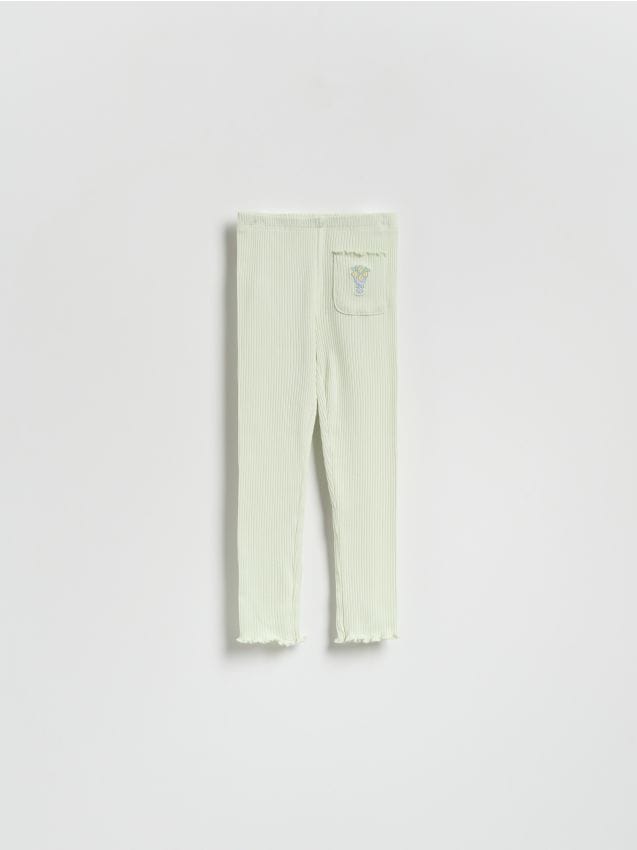 Reserved - Prążkowane legginsy z naszywką - jasnozielony