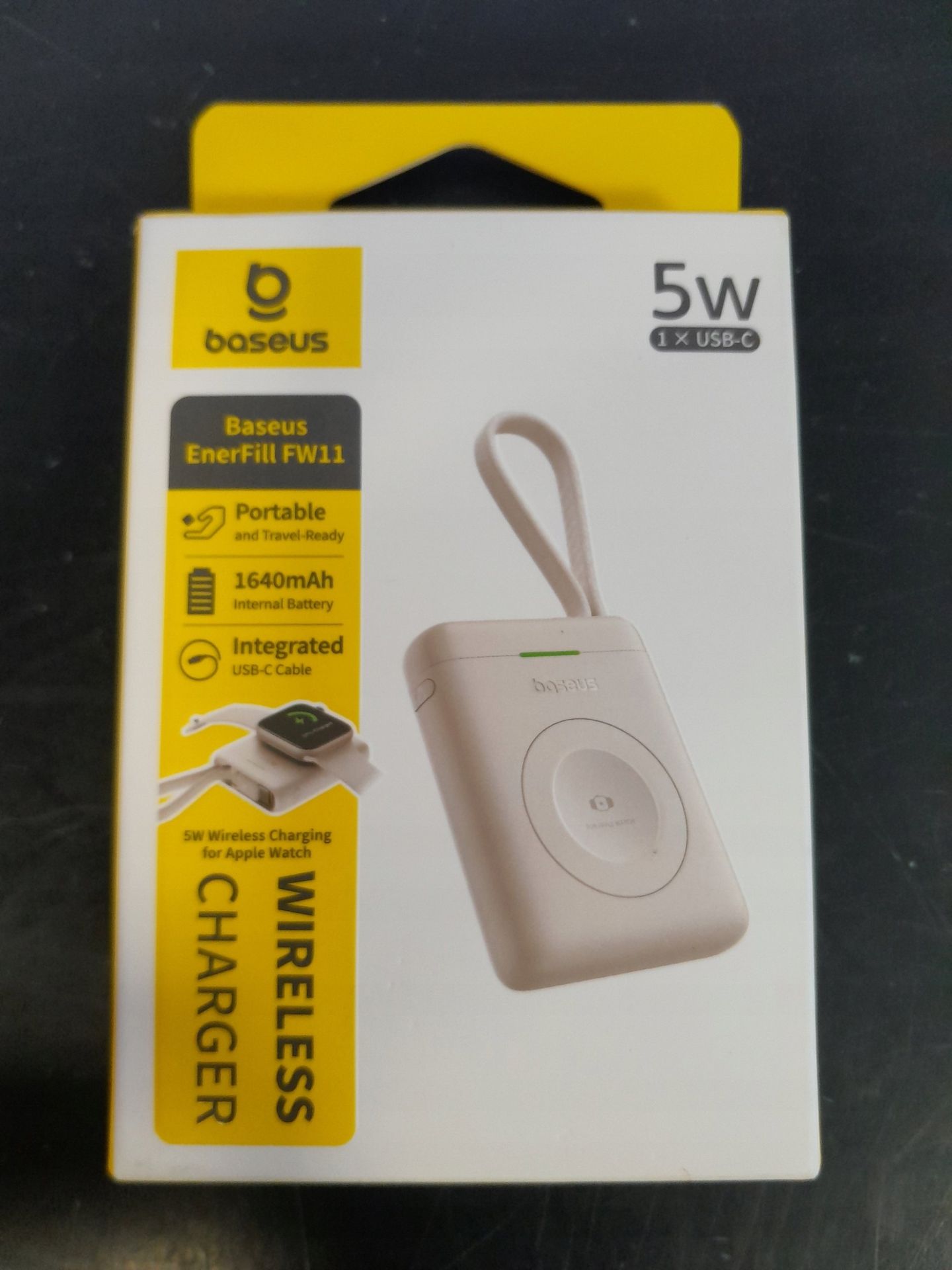 Ładowarka Baseus EnerFill FW11 Przenośna Ładowarka Bezprzewodowa do Apple Watch z Wbudowanym Kablem 5W Biały