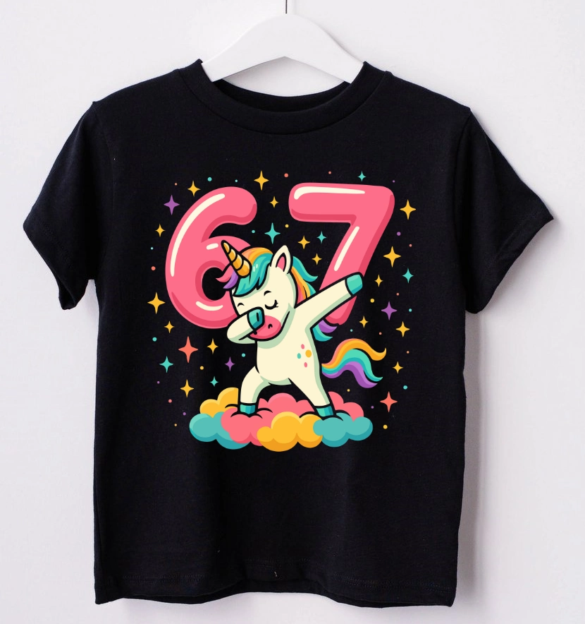 Koszulka dla dziecka z modnym motywem SIX SEVEN ORAZ UNICORNEM