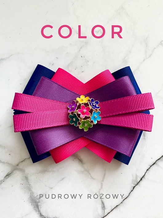 Brosza z Kolekcji COLOR z delikatnymi kolorowymi kwiatkami