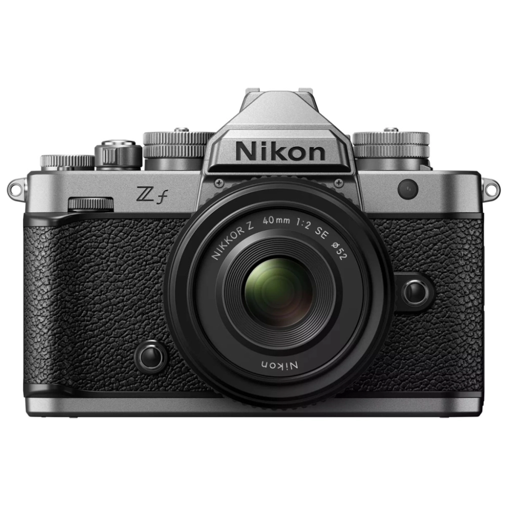 Nikon Zf srebrny + 40 mm f/2 SE VOA123K001