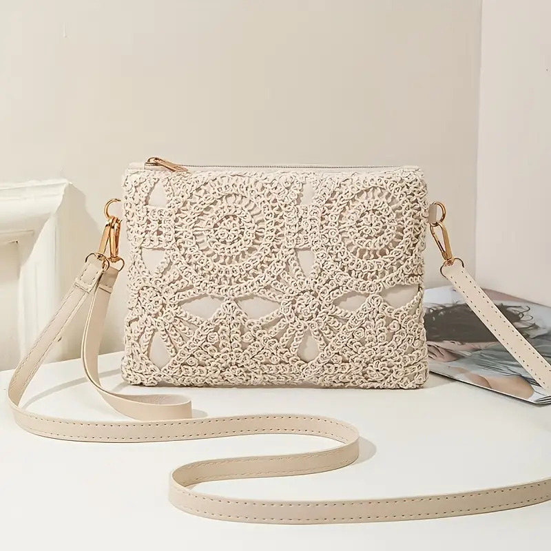 TEMU Ręcznie Robiona Torba Boho Crossbody z Haftem i Chwostem Posiada Regulowany Pasek, Zapięcie na Zamek Błyskawiczny, Złote Akcenty i Beżową