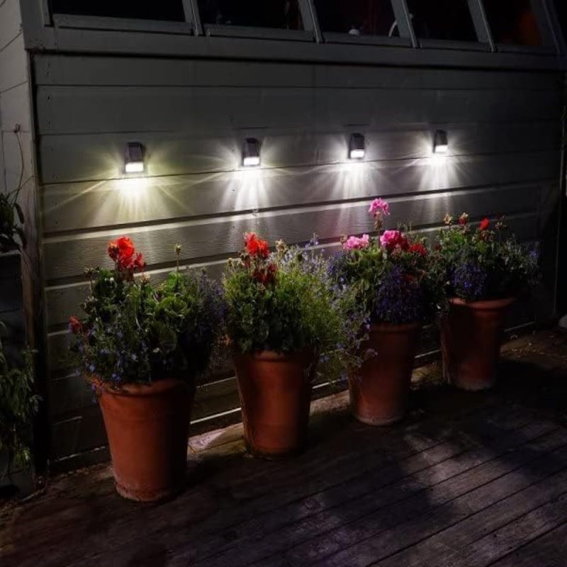 Zestaw 4 lamp solarnych 3 lm do ogrodzenia, na ścianę, słupek - Super jasne oświetlenie zewnętrzne do ogrodu, na taras, do garażu, szopy ogrodowej