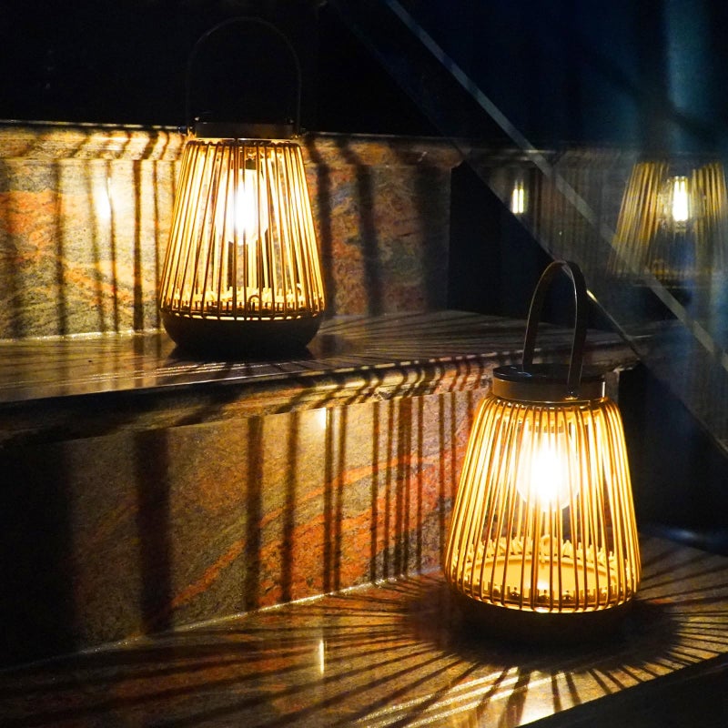 Zestaw dekoracyjnych solarnych latarni ogrodowych zewnętrzne lampy solarne wiszące na Boże Narodzenie do ogrodu i na trawnik ciepłe światło K