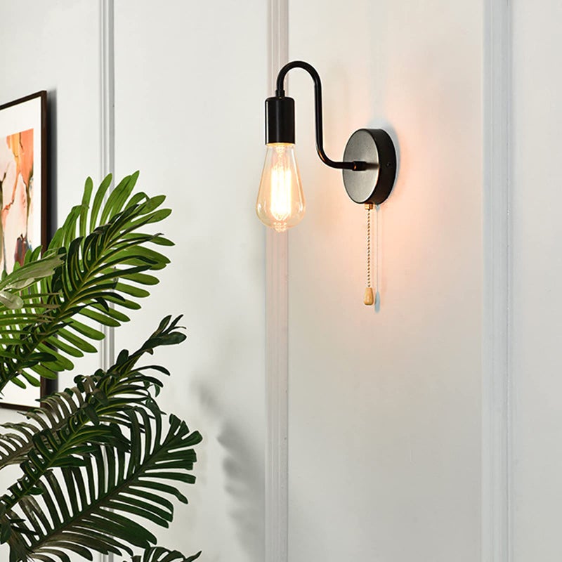 Kinkiet w stylu retro z przełącznikiem sznurkowym Gniazdo E27 Lampa ścienna w stylu industrialnym vintage bez żarówki, czarny