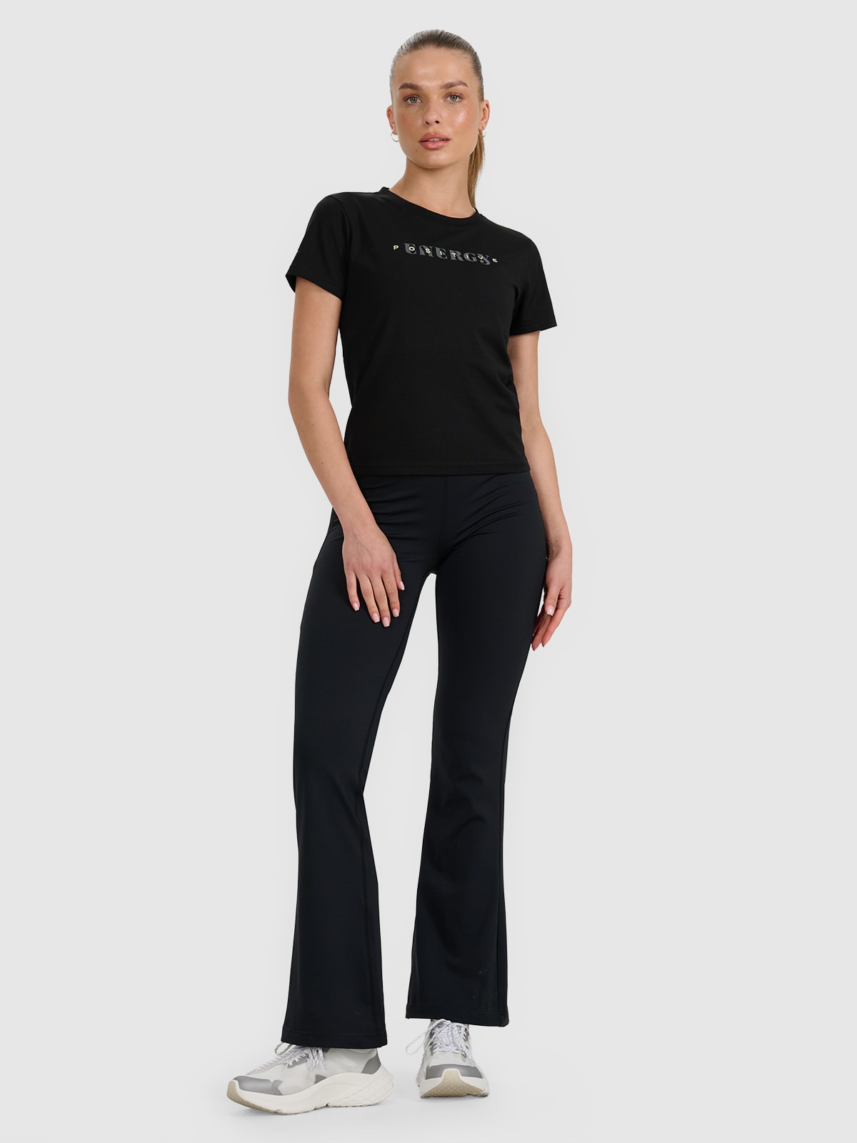 4F Legginsy z rozszerzanymi nogawkami damskie- czarne XS