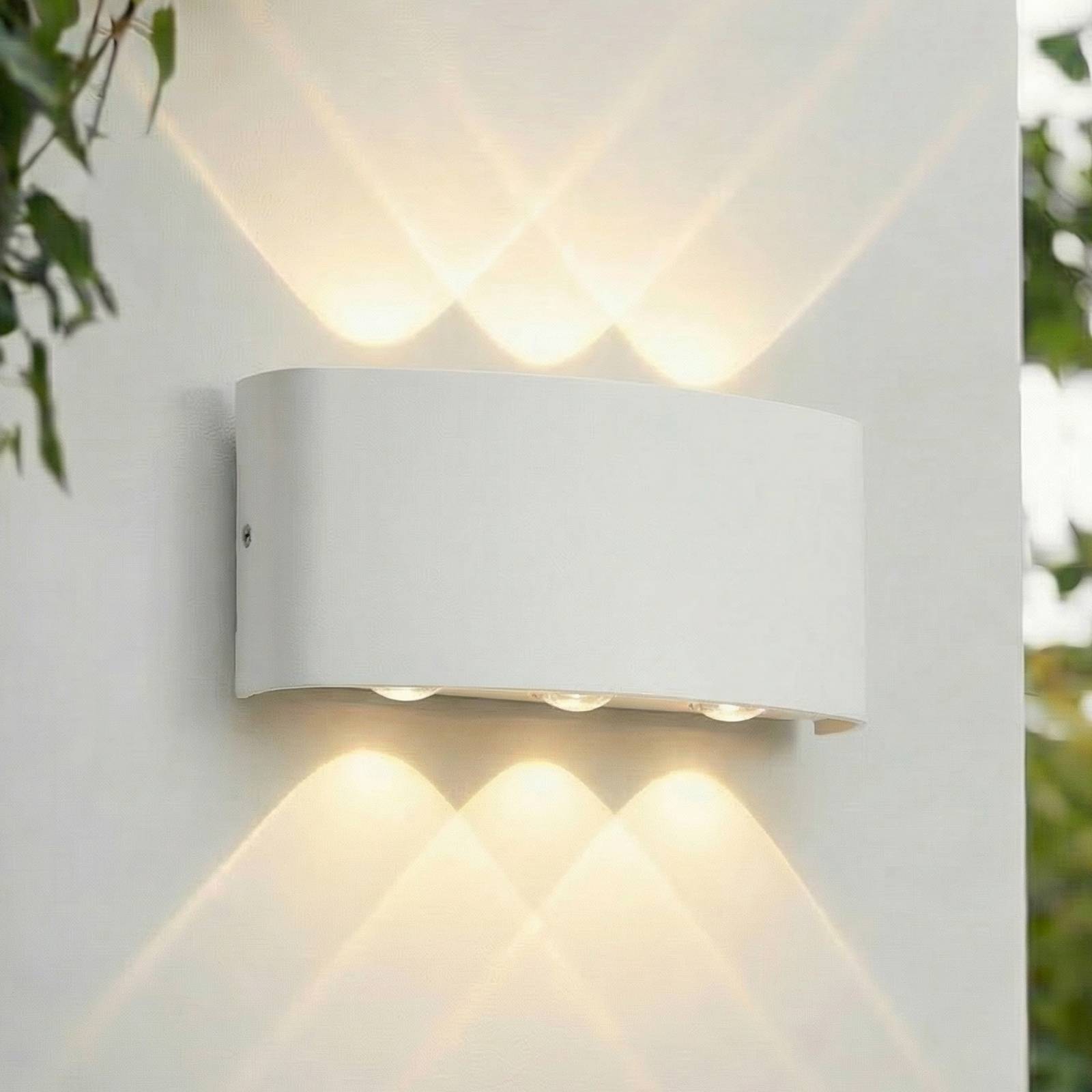 Kinkiet zewnętrzny LED Ithan Lindby, biały / opal, aluminium, nowoczesny