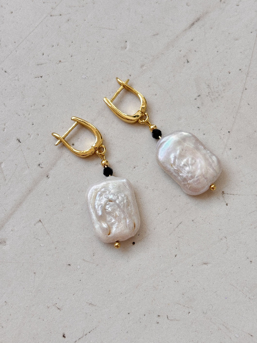 Kolczyki pozłacane Onyks z perłą