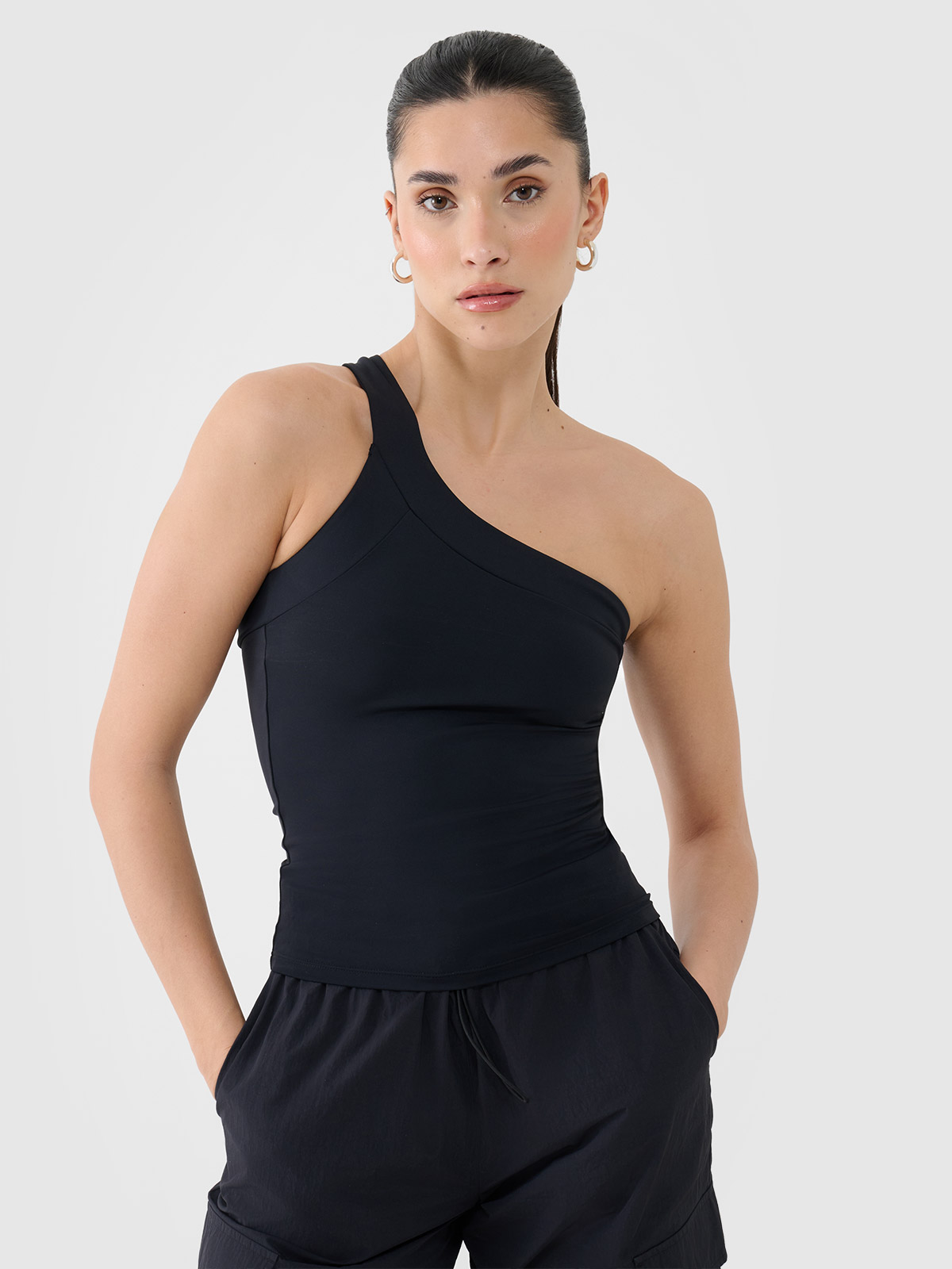 4F Crop-top slim z asymetrycznym ramiączkiem damski - czarny XS