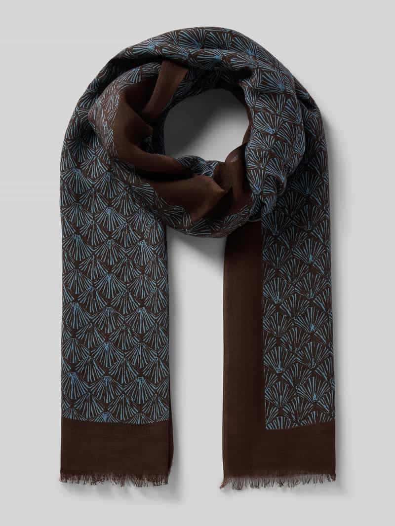 Szal z kwiatowym nadrukiem na całej powierzchni