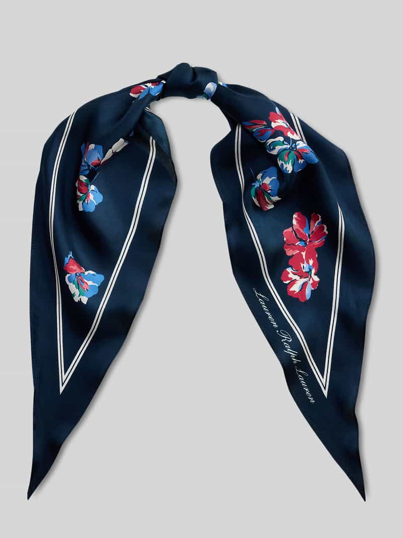 Chusta z czystego jedwabiu model 'FLORAL S DMD'