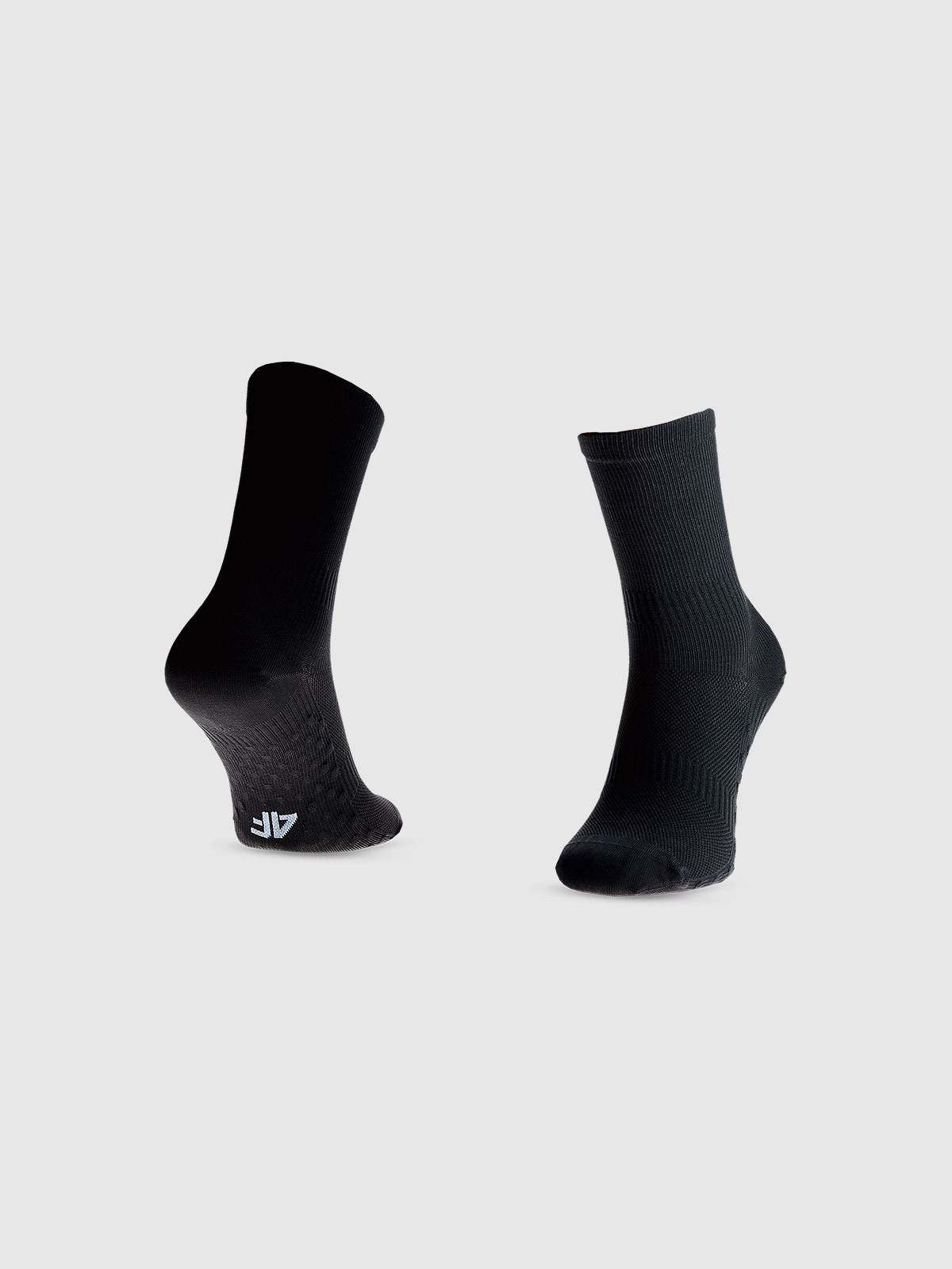 4F Skarpetki do biegania za kostkę uniseks - czarne 35-38