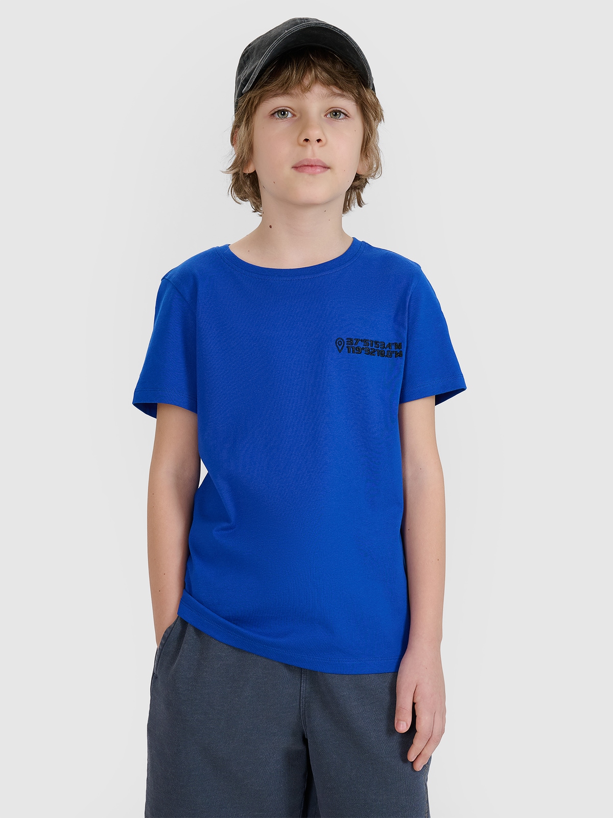 4F T-shirt regular z nadrukiem chłopięcy - niebieski 140 (9-10 lat)