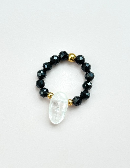 Pierścionek z turmalinu z kryształem