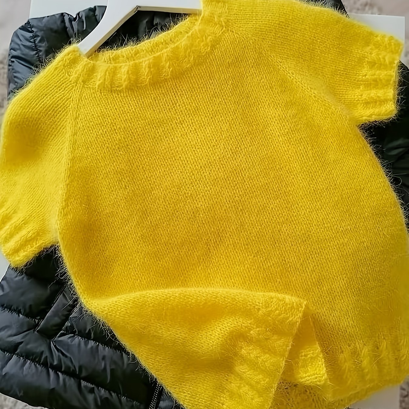 TEMU Damska bluzka z krótkim rękawem w kolorze cytrynowo-żółtym Gładki sweter typu pulower Stylowy, codzienny strój na wiosnę