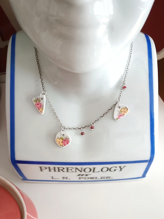 Kolia w kwiaty + rubiny