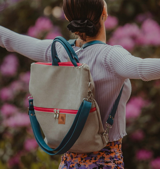 Kolorowy plecak / torba 2 w 1 z nubuku tapicerskiego