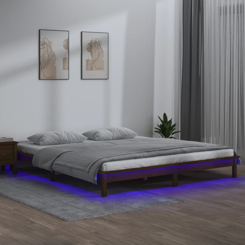 Łóżko Drewniane Brązowe Rama Łóżka Ze Stelażem Drewniana Do Sypialni Pokoju LED 140x190 cm