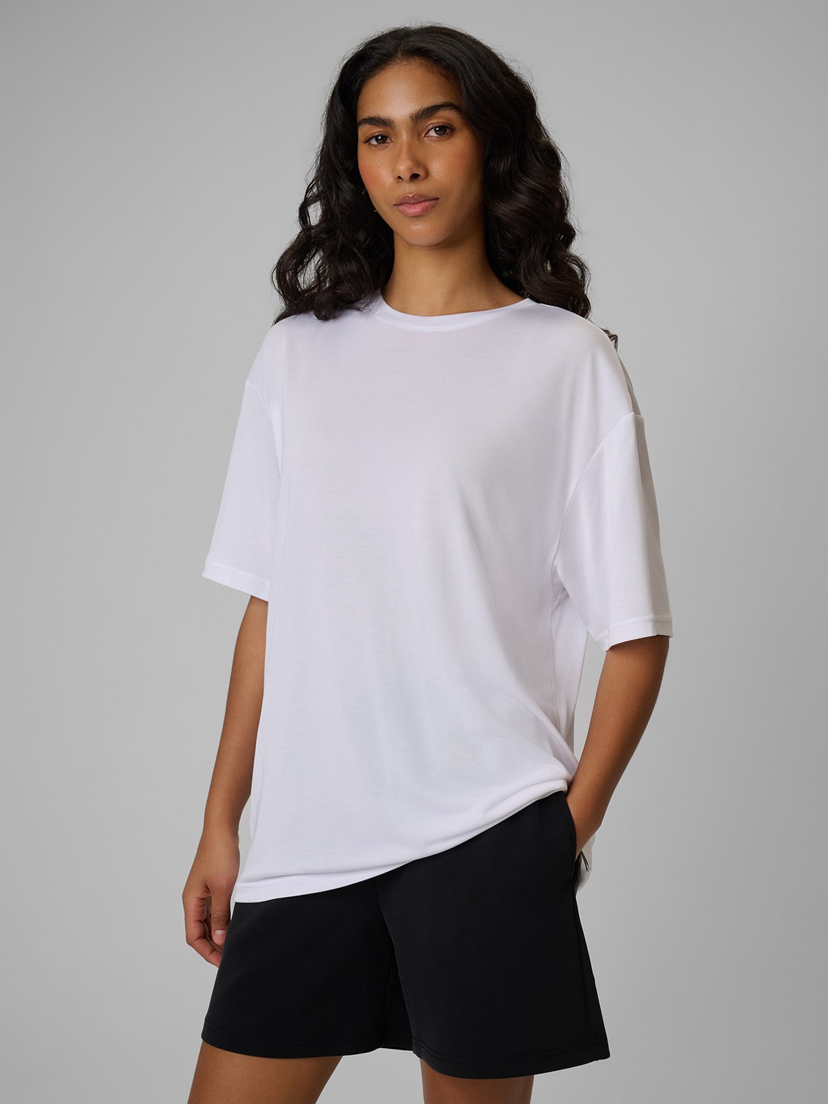 4F T-shirt loose gładki damski - biały XS