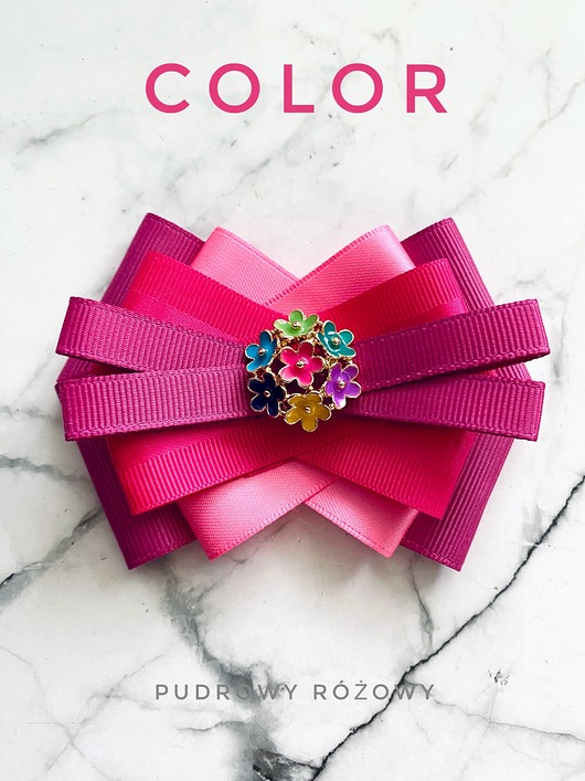 Brosza z Kolekcji COLOR z delikatnymi kolorowymi kwiatkami