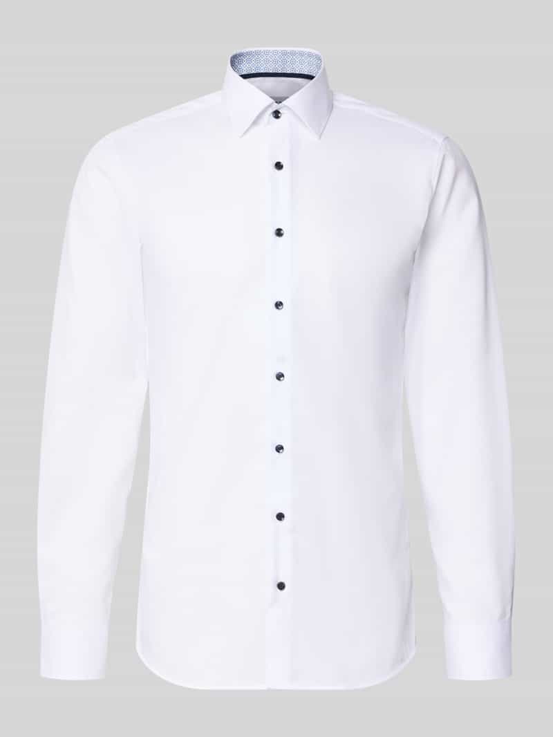 Koszula biznesowa o kroju slim fit z bawełny z kołnierzykiem typu kent