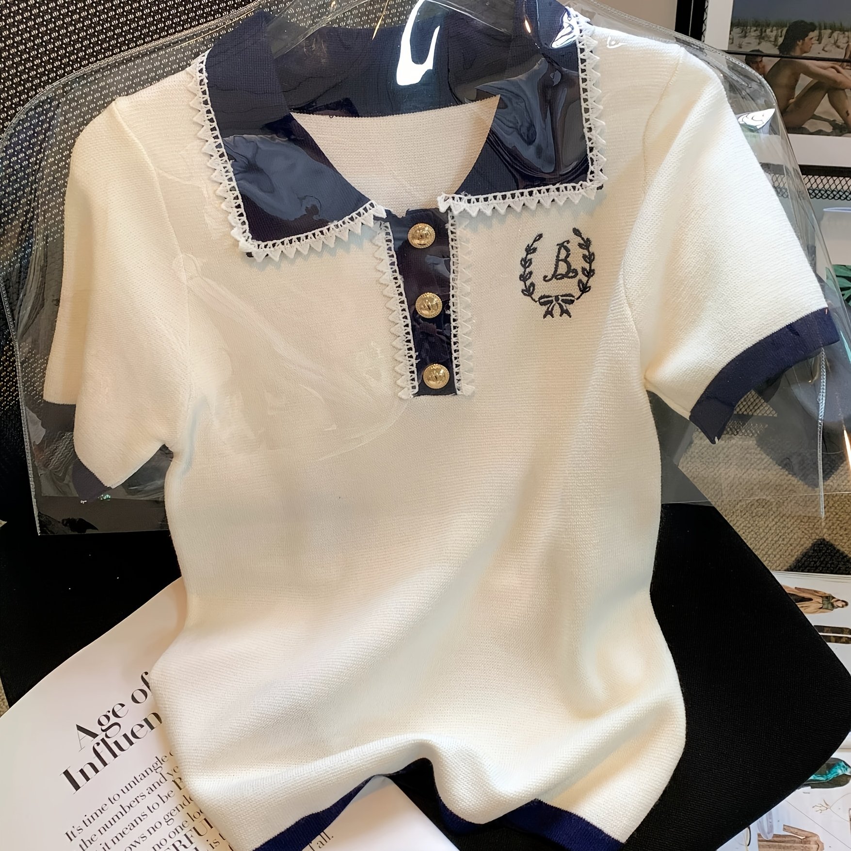 TEMU Damski elegancki bluzka polo z blokami kolorów - krótki rękaw, francuski styl, design odchudzający z haftowanym detalem, lekki top z dzianiny na