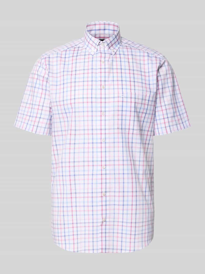 Koszula biznesowa o kroju regular fit z kołnierzykiem typu button down