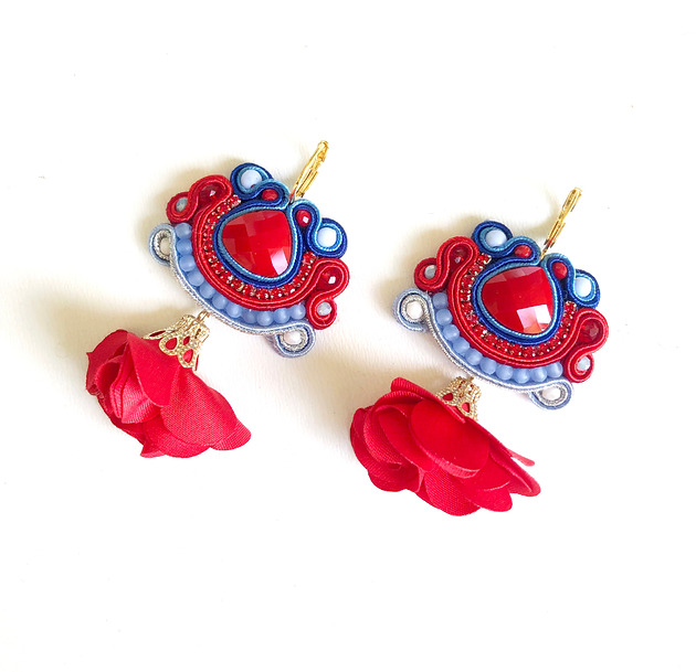 Sutaszowe kolczyki MOROCCO z kwiatami