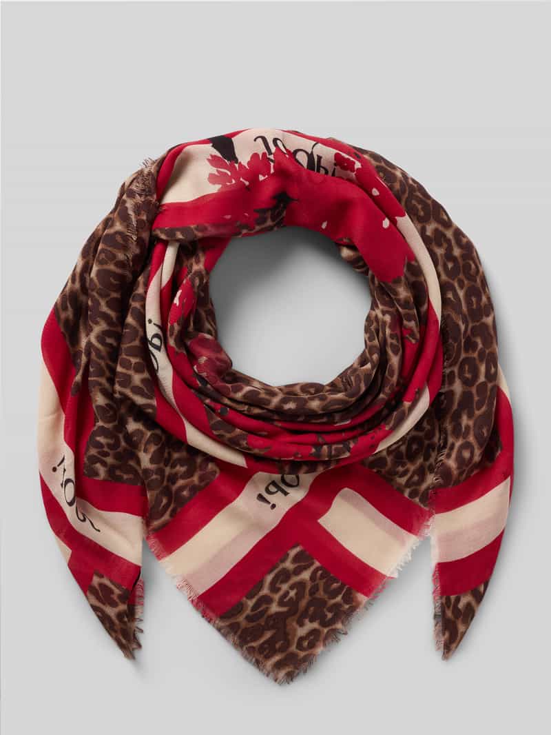 Szal z zwierzęcym nadrukiem na całej powierzchni model 'Adalia'