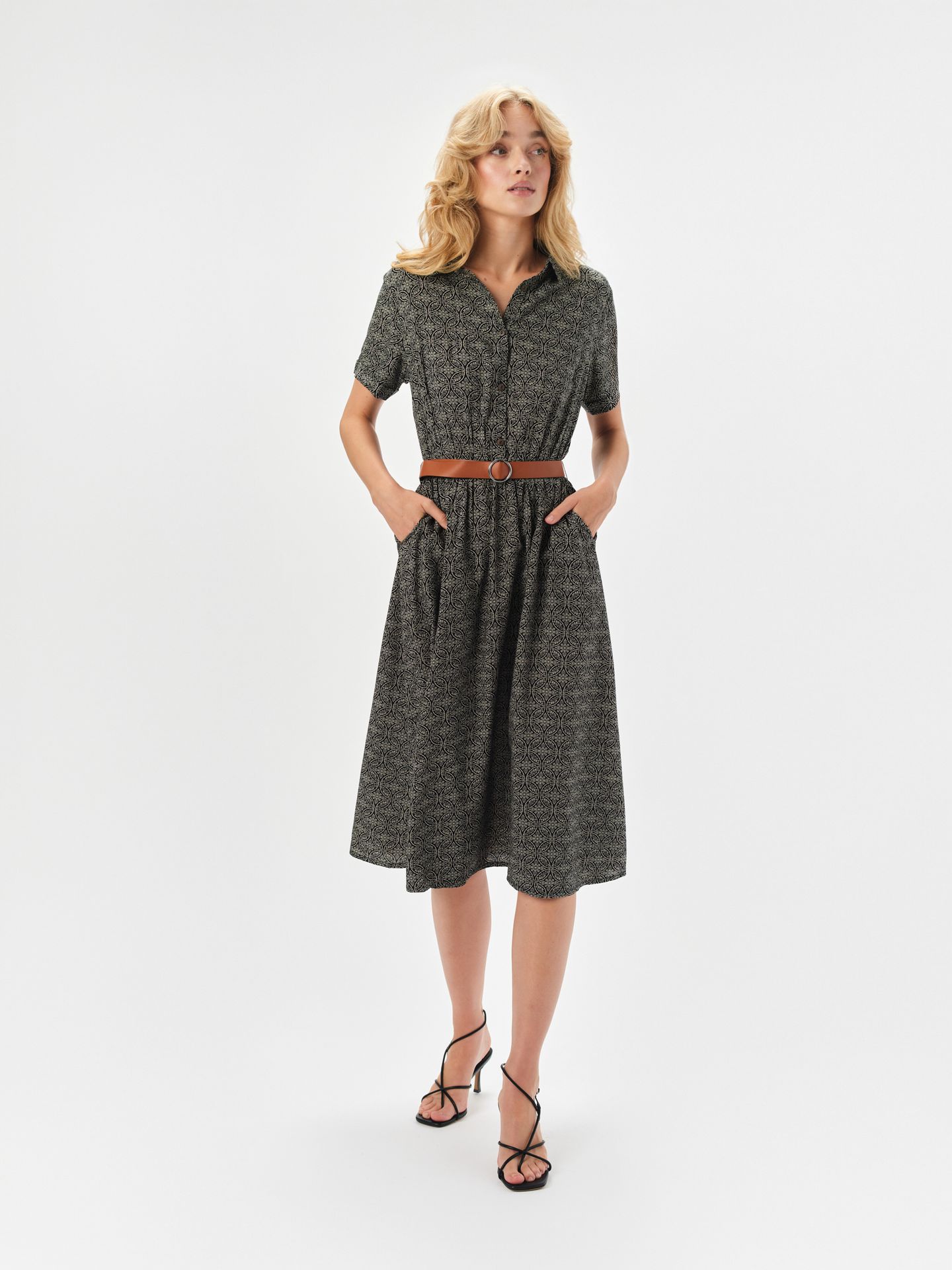 Sukienka typu szmizjerka