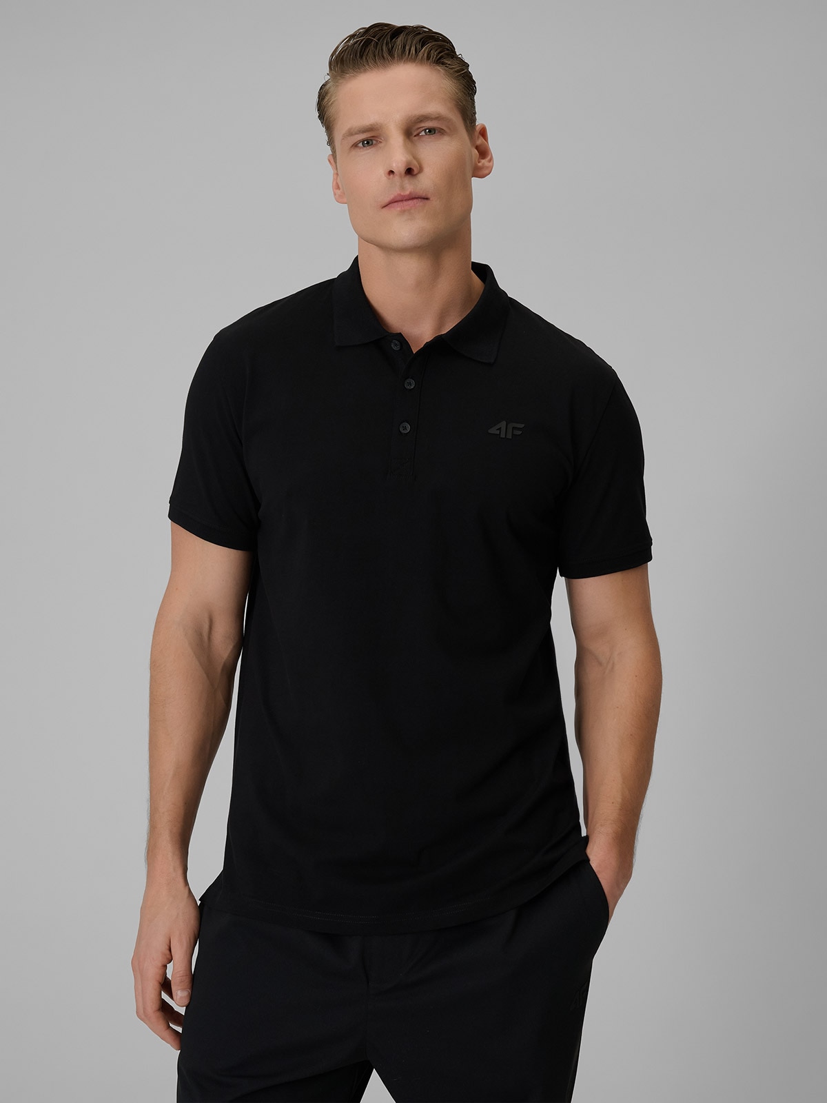 4F Koszulka polo regular męska - czarna XXL