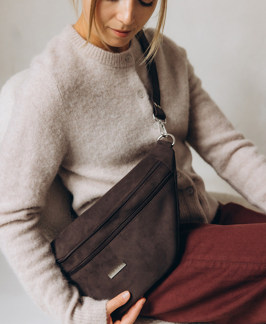 Nerka XL z grubego nubuku tapicerskiego w kolorze brunatnym