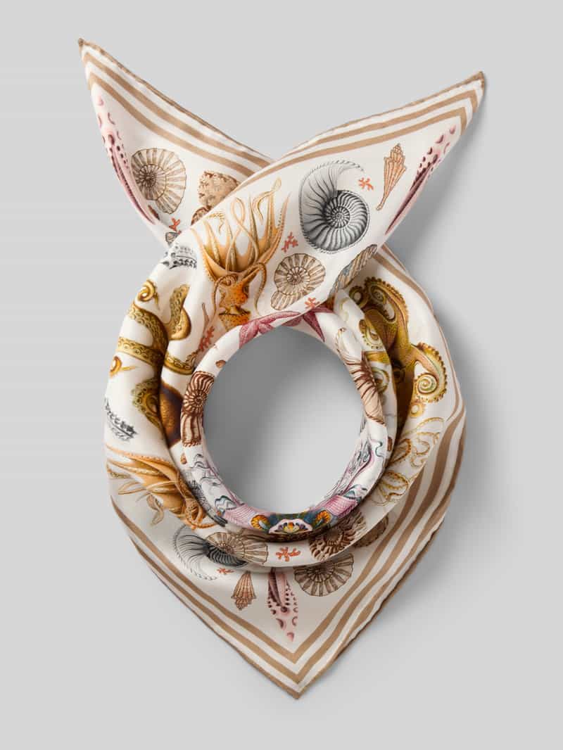 Jedwabna chusta z nadruk z motywem na całej powierzchni model „Ocean”