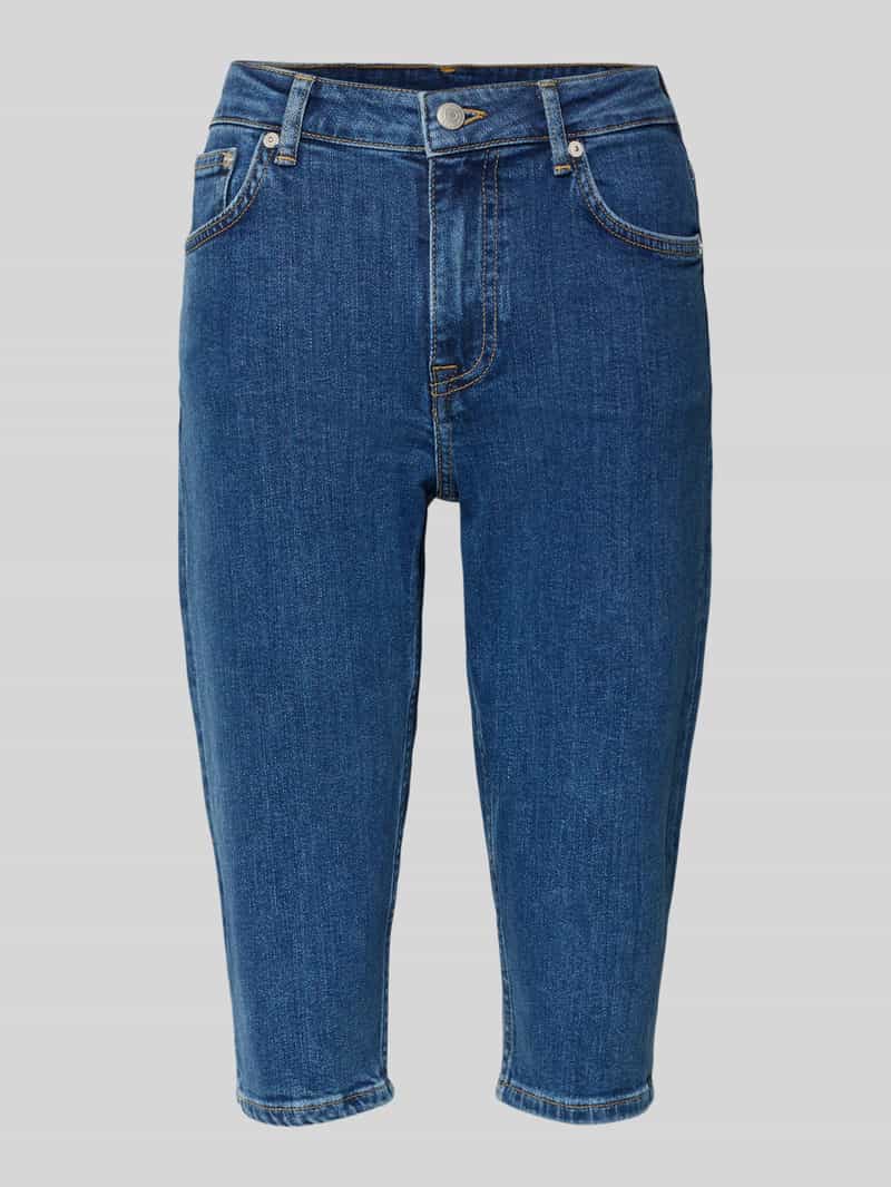 Bermudy o kroju slim fit z wpuszczanymi kieszeniami